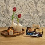 Okiyo Hakka Bamboo & Recycled Aluminium Wireless Charging Phone Stand - Image 6